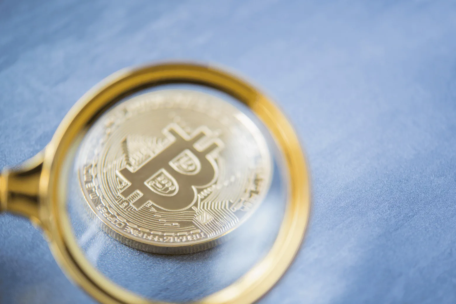 Crypto license vs financial license – regulatory compliance differences for digital asset businesses