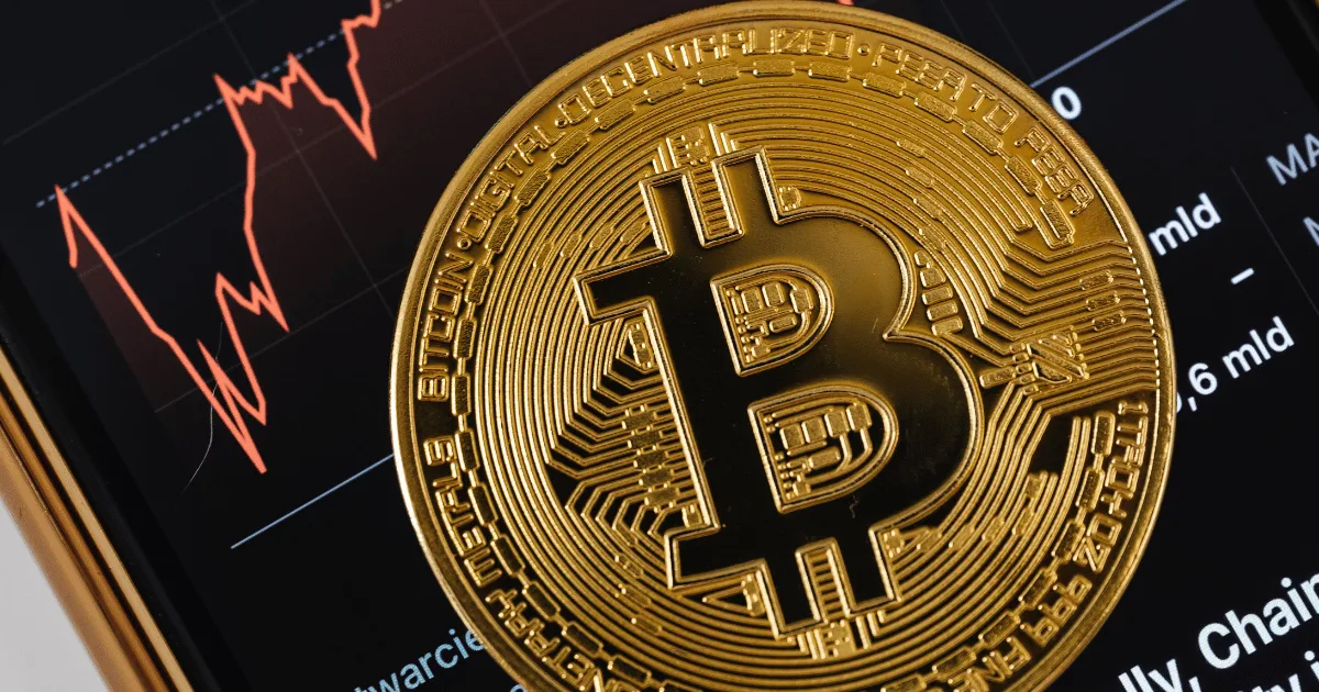 萨尔瓦多加密货币牌照（BSP / DASP）监管体系与比特币区块链合规示意图